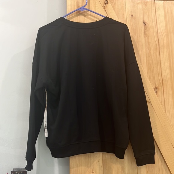 Rae Dunn Halloween crewneck black sweatshirt ‘Boo’ with ghost crew socks - Picture 6 of 7